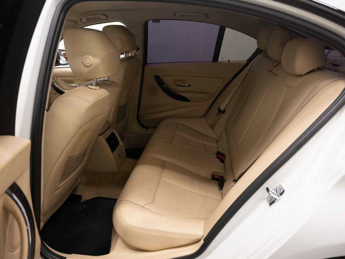 BMW 3 серии 328i, 2012 Фото №9