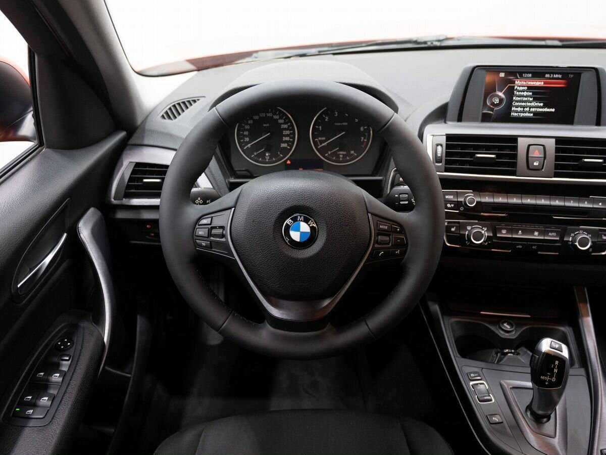 BMW 1 серии 118i, 2017 Фото №14