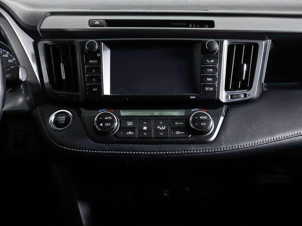 Toyota RAV4, 2019 Фото №12