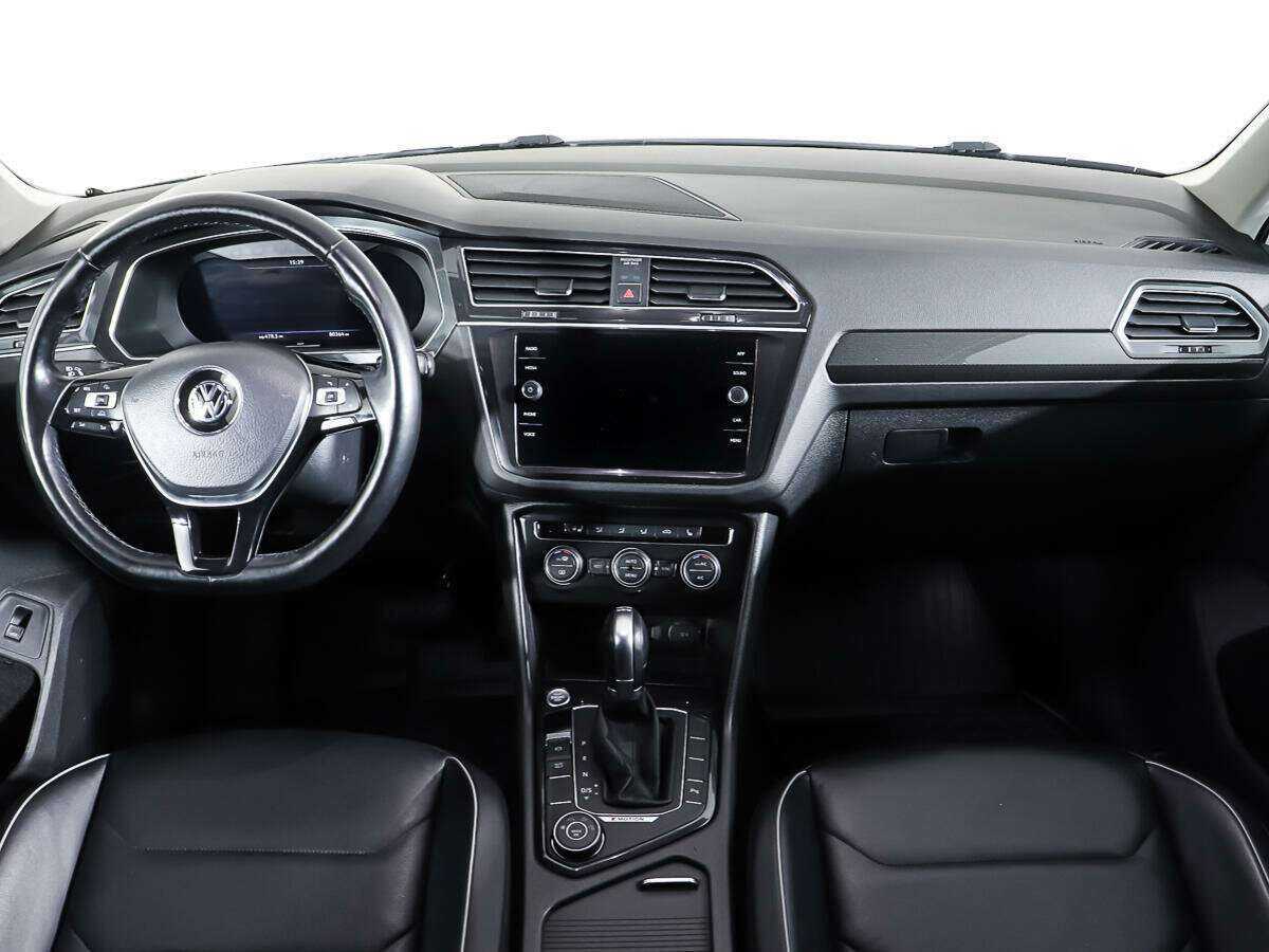 Volkswagen Tiguan, 2018 Фото №11