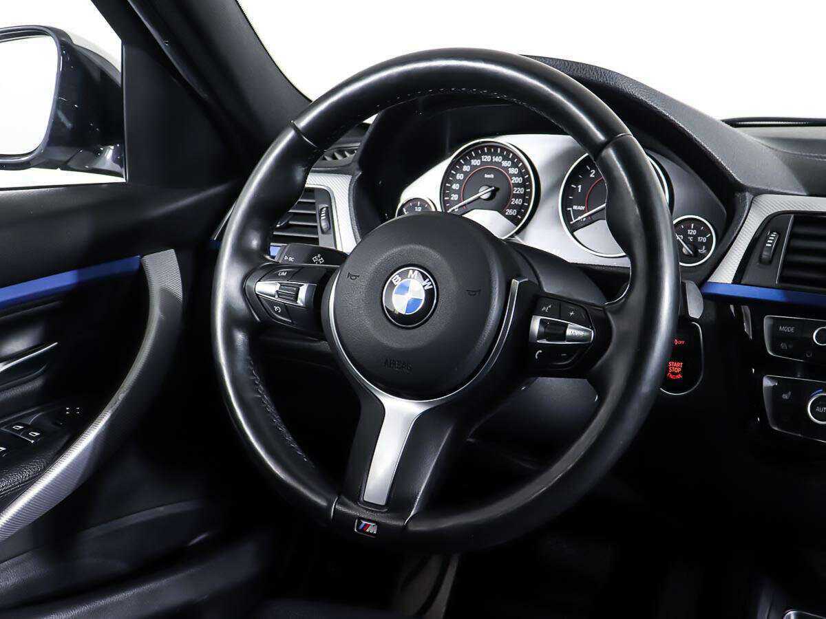 BMW 3 серии 330i xDrive, 2017 Фото №15