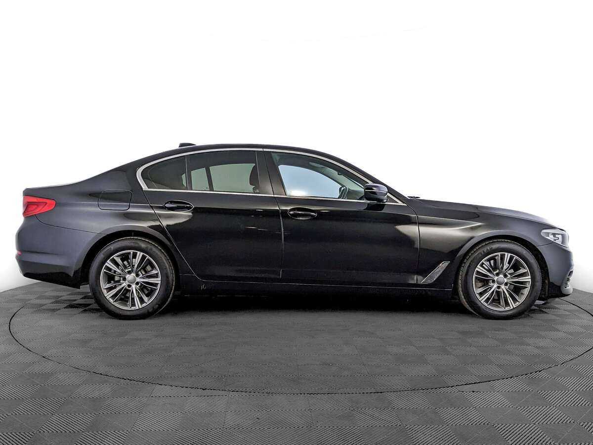BMW 5 серии 520i, 2018 - 187 995 км. | Фото №4