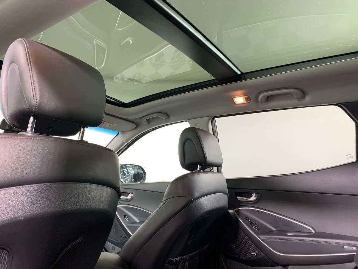 Hyundai Santa Fe, 2017 Фото №16
