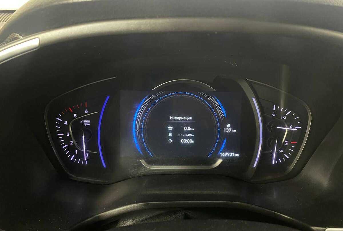 Hyundai Santa Fe, 2018 Фото №10