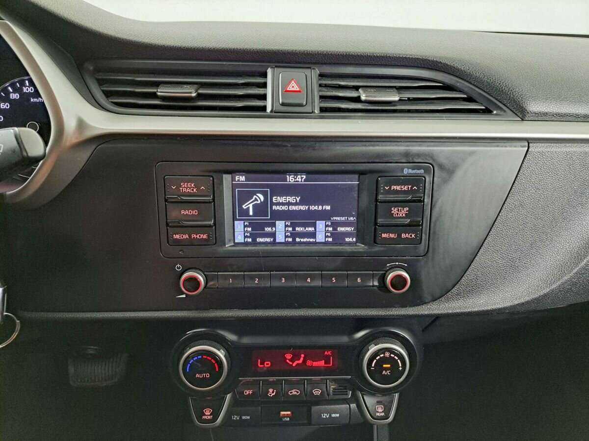 Kia Rio, 2021 Фото №15