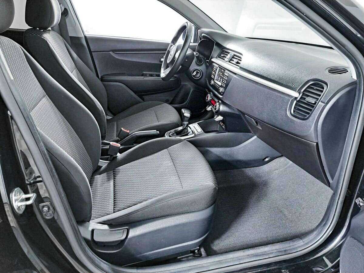 Kia Rio X-Line, 2019 Фото №9