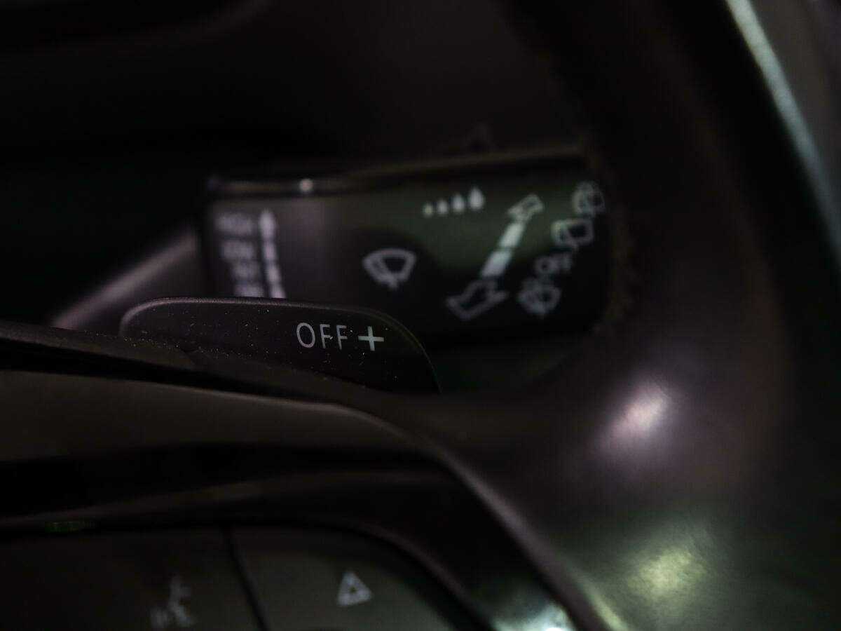 Volkswagen Tiguan, 2018 Фото №16