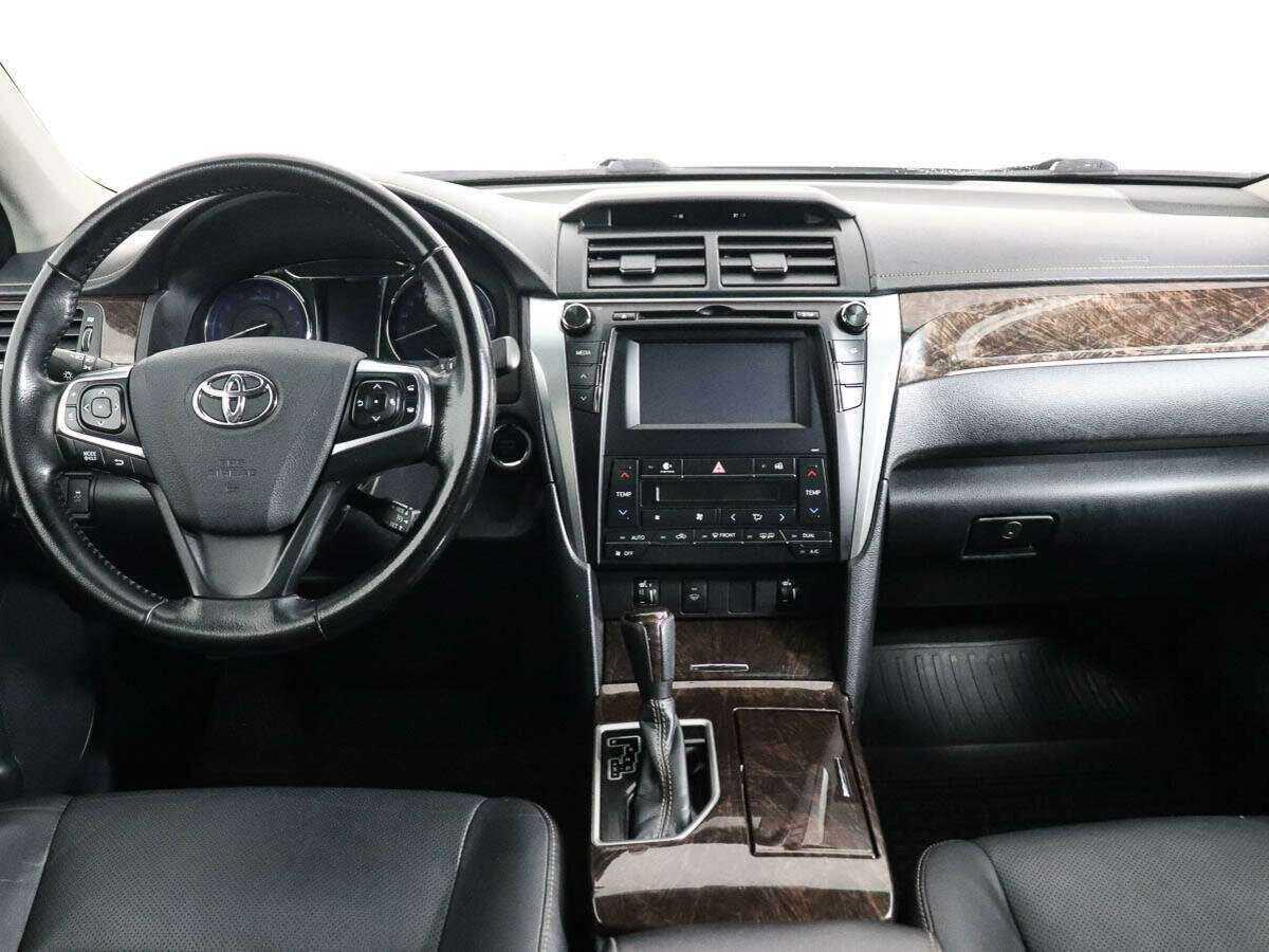 Toyota Camry, 2018 Фото №11