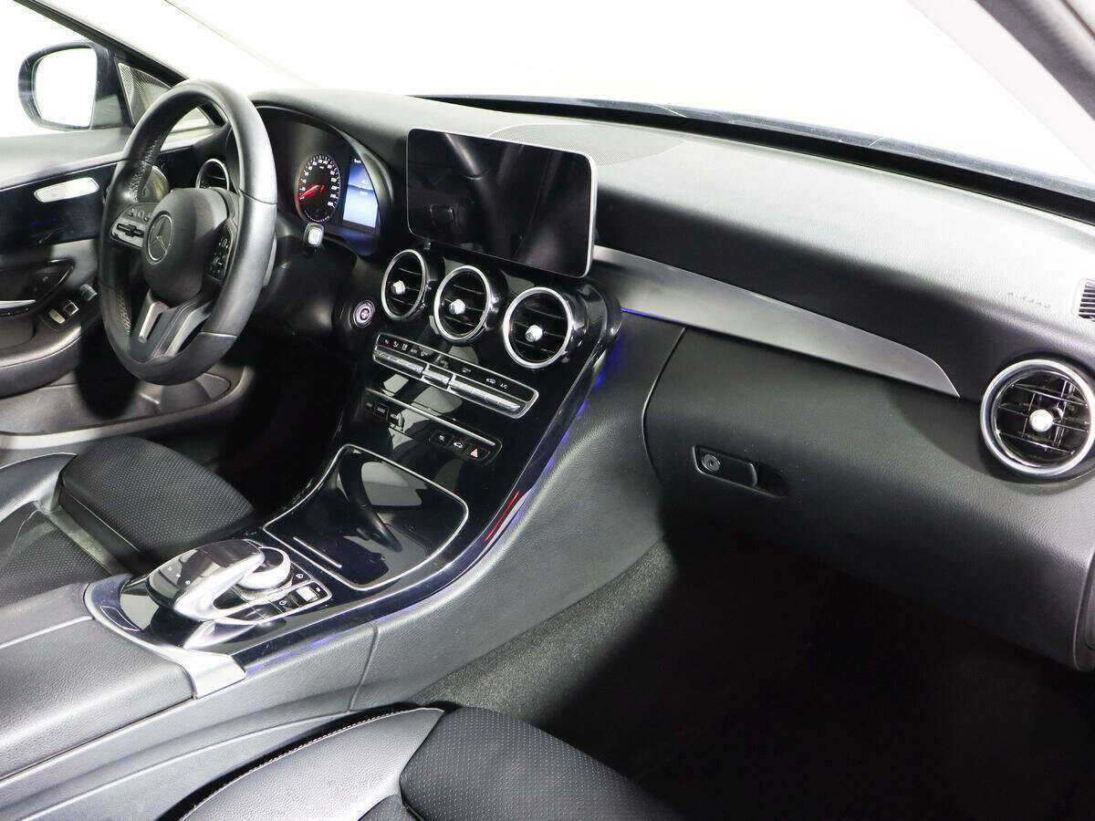 Mercedes-Benz C-Класс 180, 2018 - 145 809 км. | Фото №7