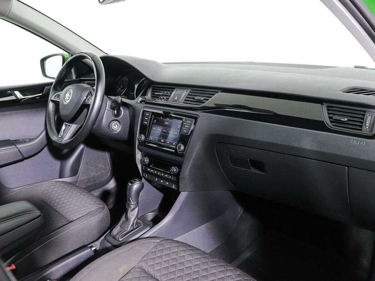 Skoda Rapid, 2017 Фото №8