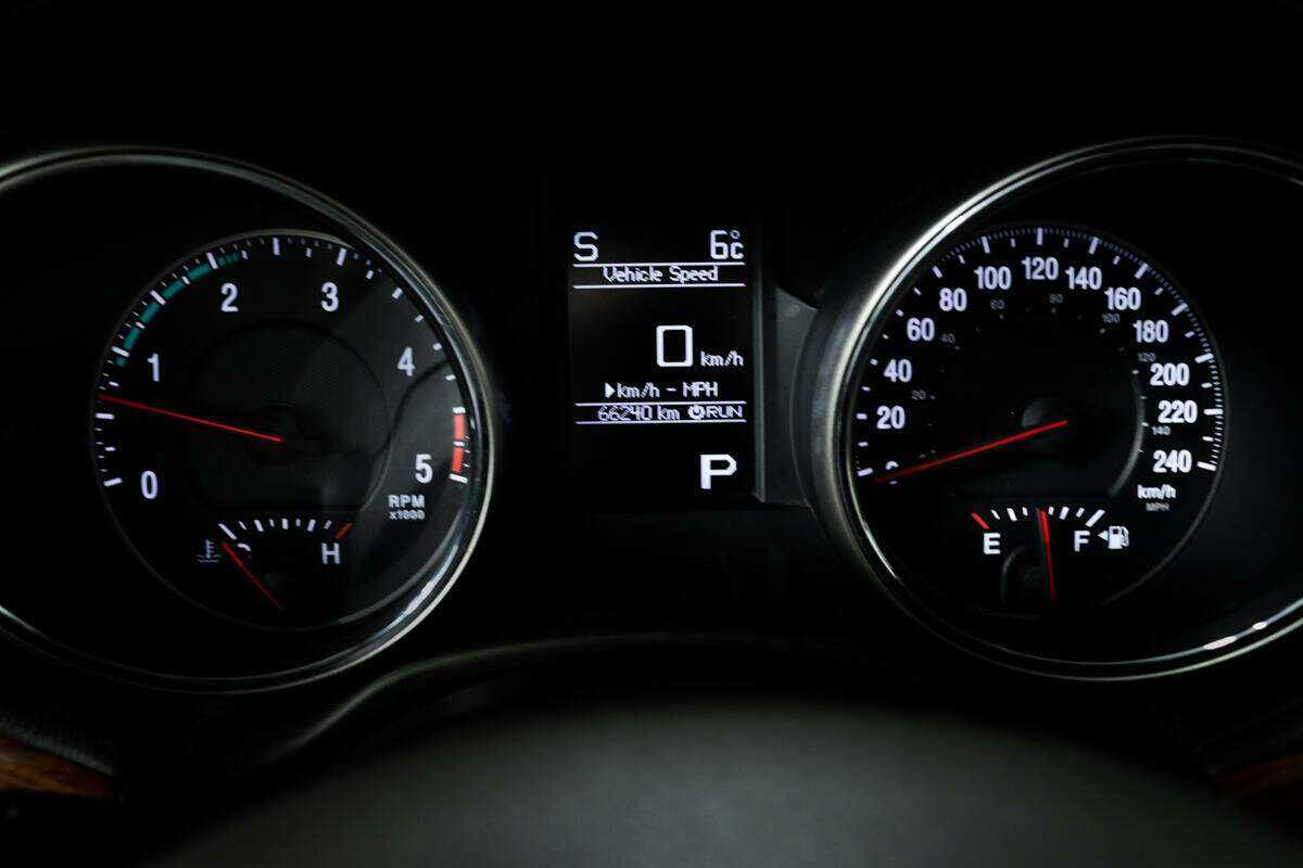 Jeep Grand Cherokee, 2012 Фото №8