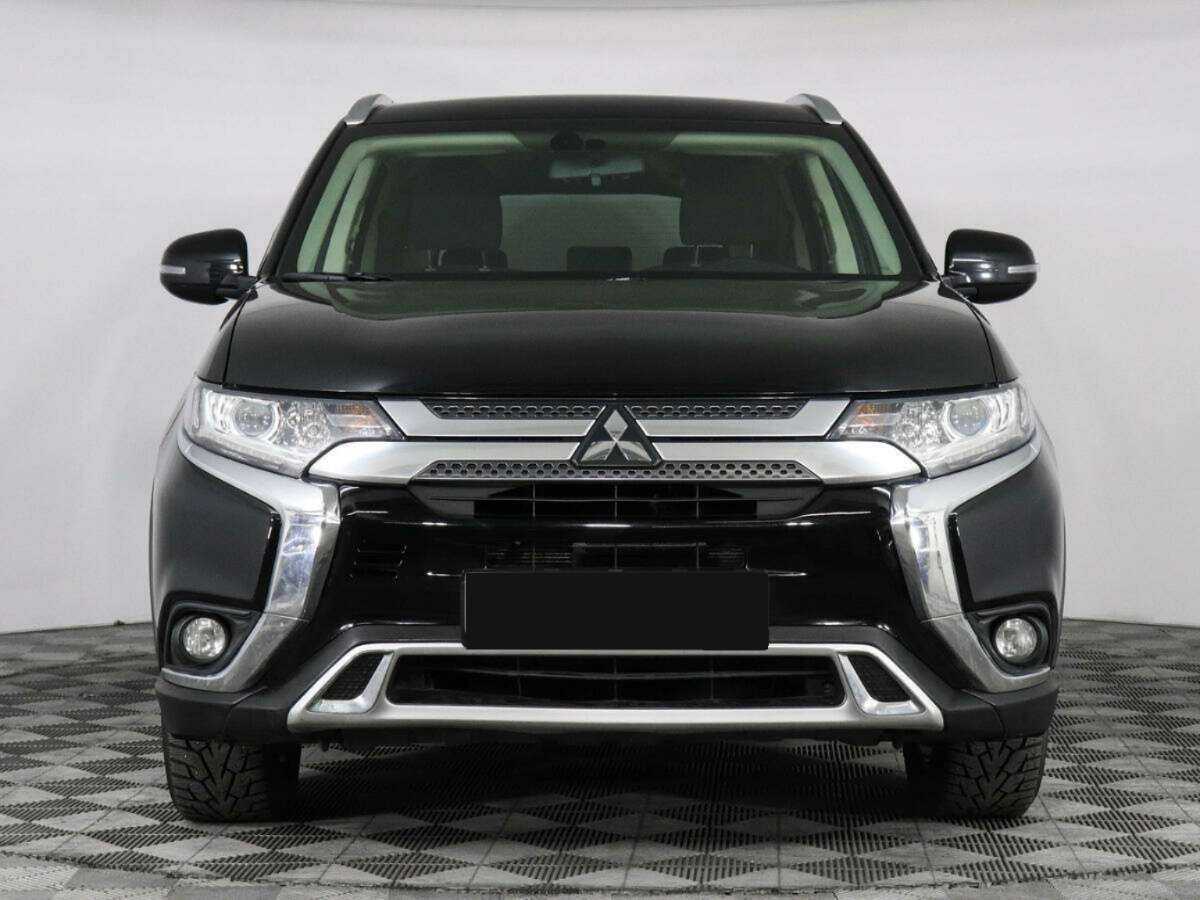 Mitsubishi Outlander, 2018 - 99 300 км. | Фото №2