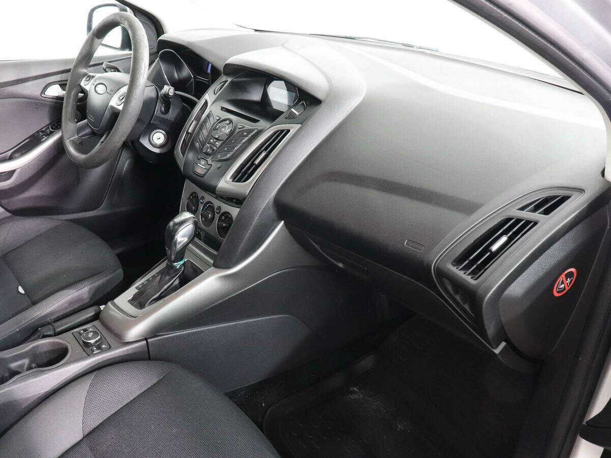 Ford Focus, 2014 Фото №6