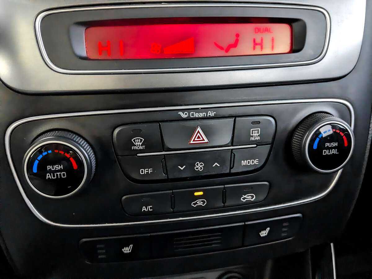 Kia Sorento, 2020 Фото №20