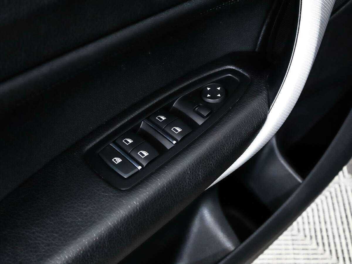 BMW 1 серии 118i, 2019 - 108 443 км. | Фото №8