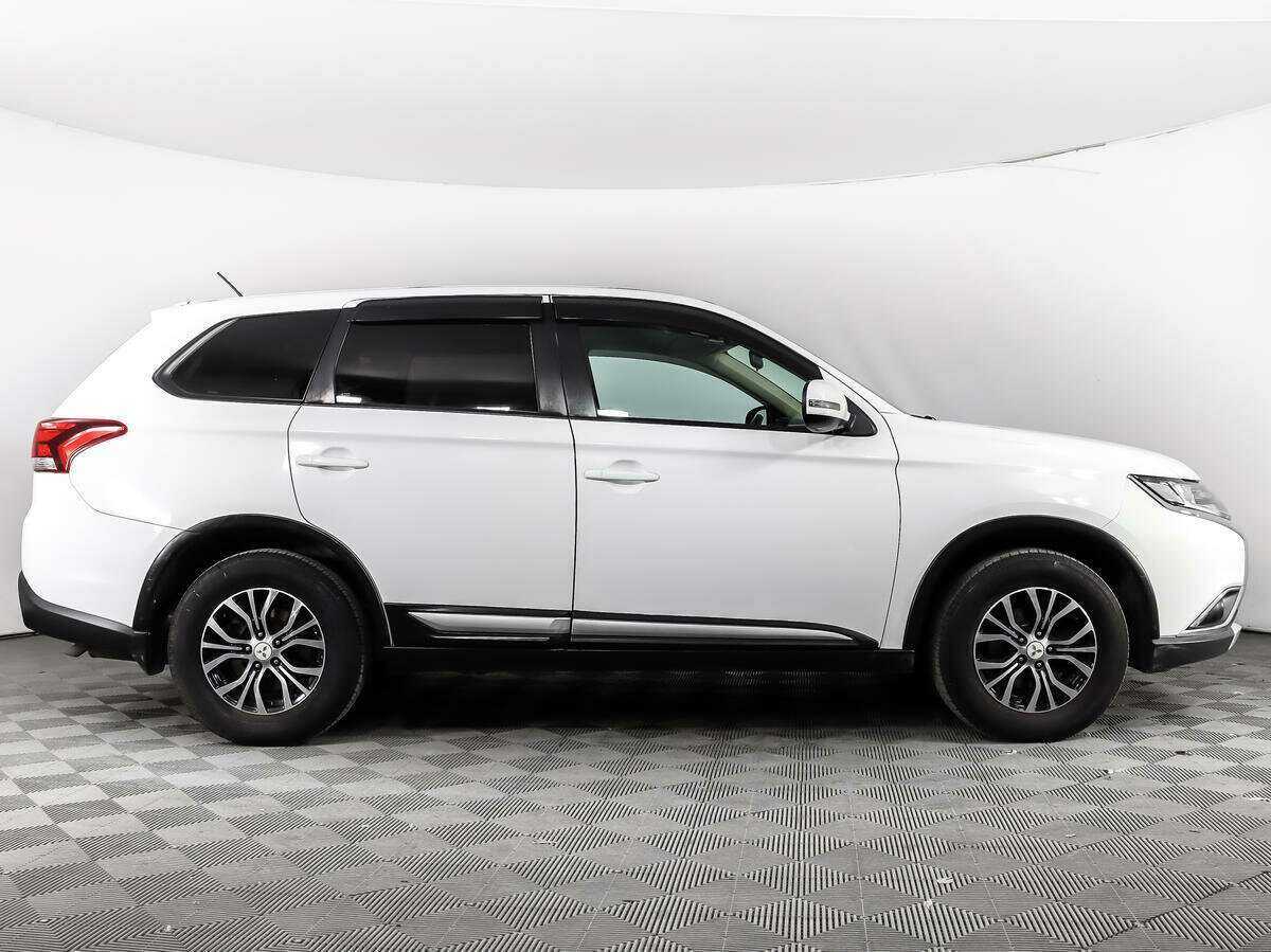 Mitsubishi Outlander, 2016 Фото №4
