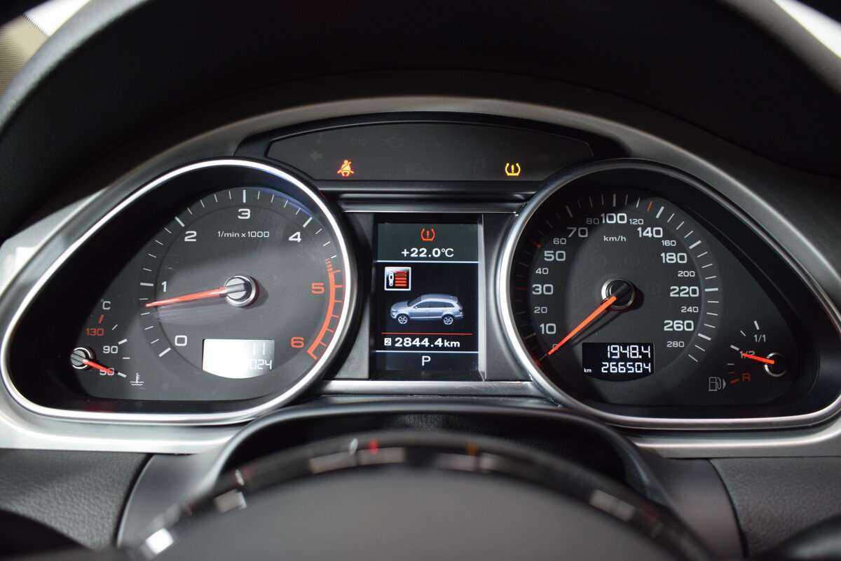 Audi Q7, 2014 Фото №19