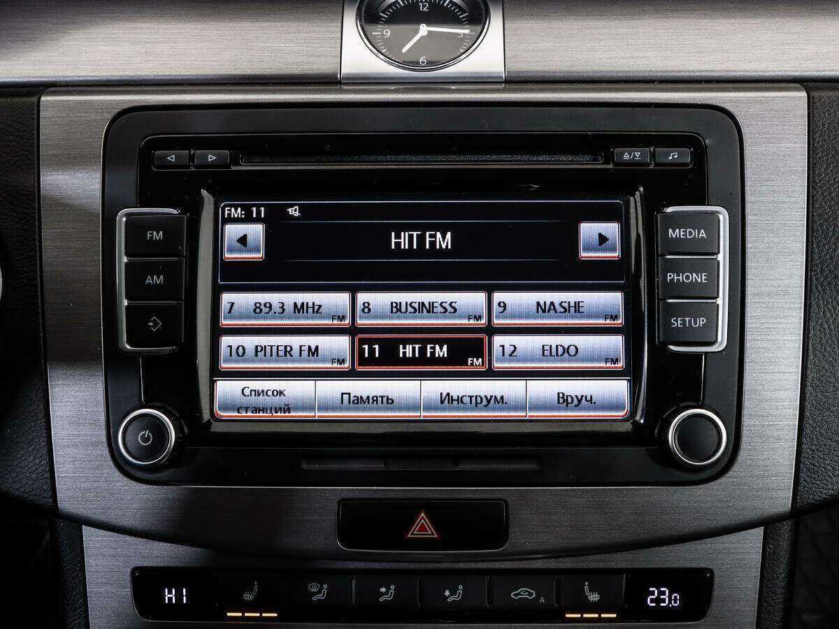 Volkswagen Passat, 2014 Фото №15