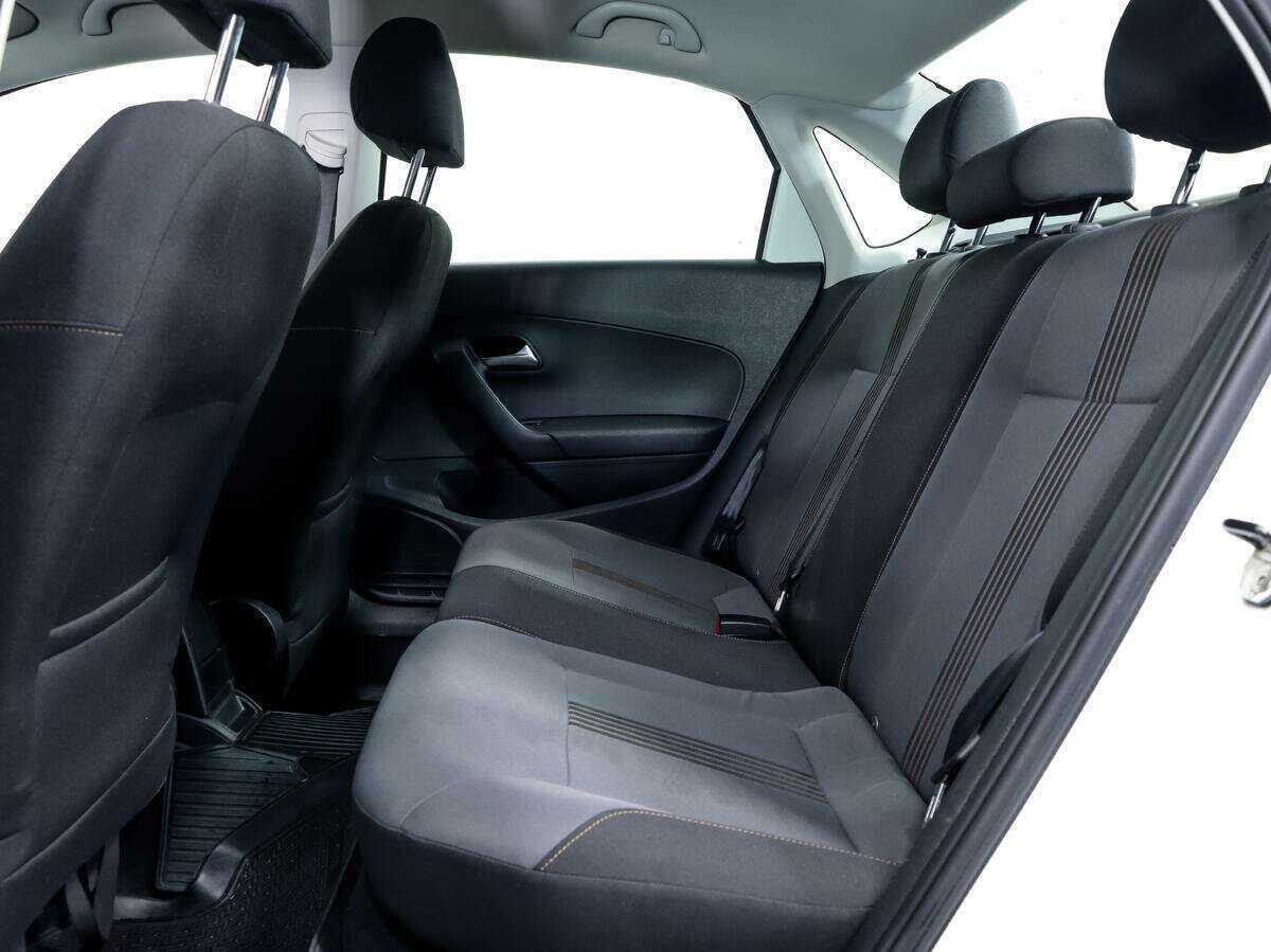 Volkswagen Polo, 2016 Фото №11
