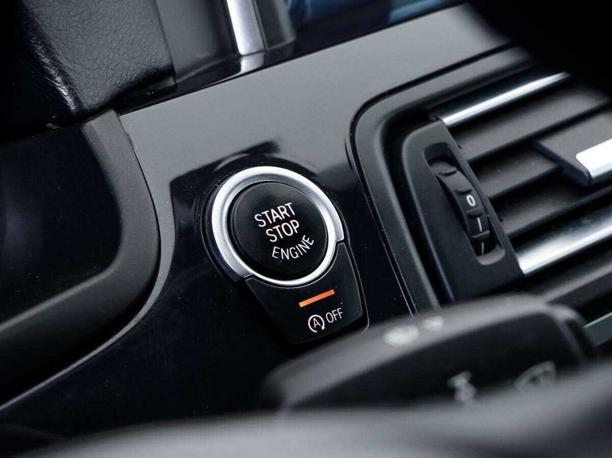 BMW 5 серии 530d xDrive, 2013 Фото №16