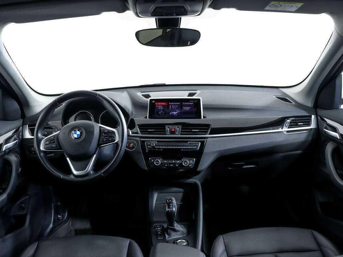BMW X1 18i sDrive, 2020 Фото №10