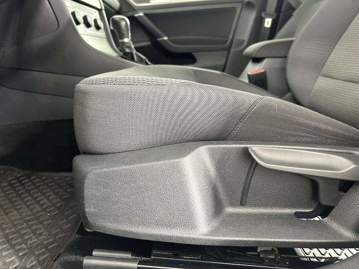 Volkswagen Golf, 2015 Фото №10