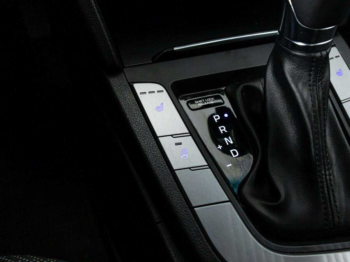 Hyundai Elantra, 2016 Фото №17