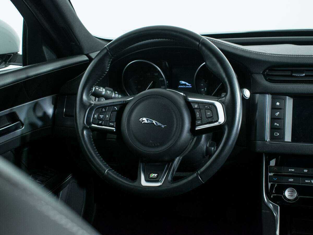 Jaguar XF, 2016 Фото №14