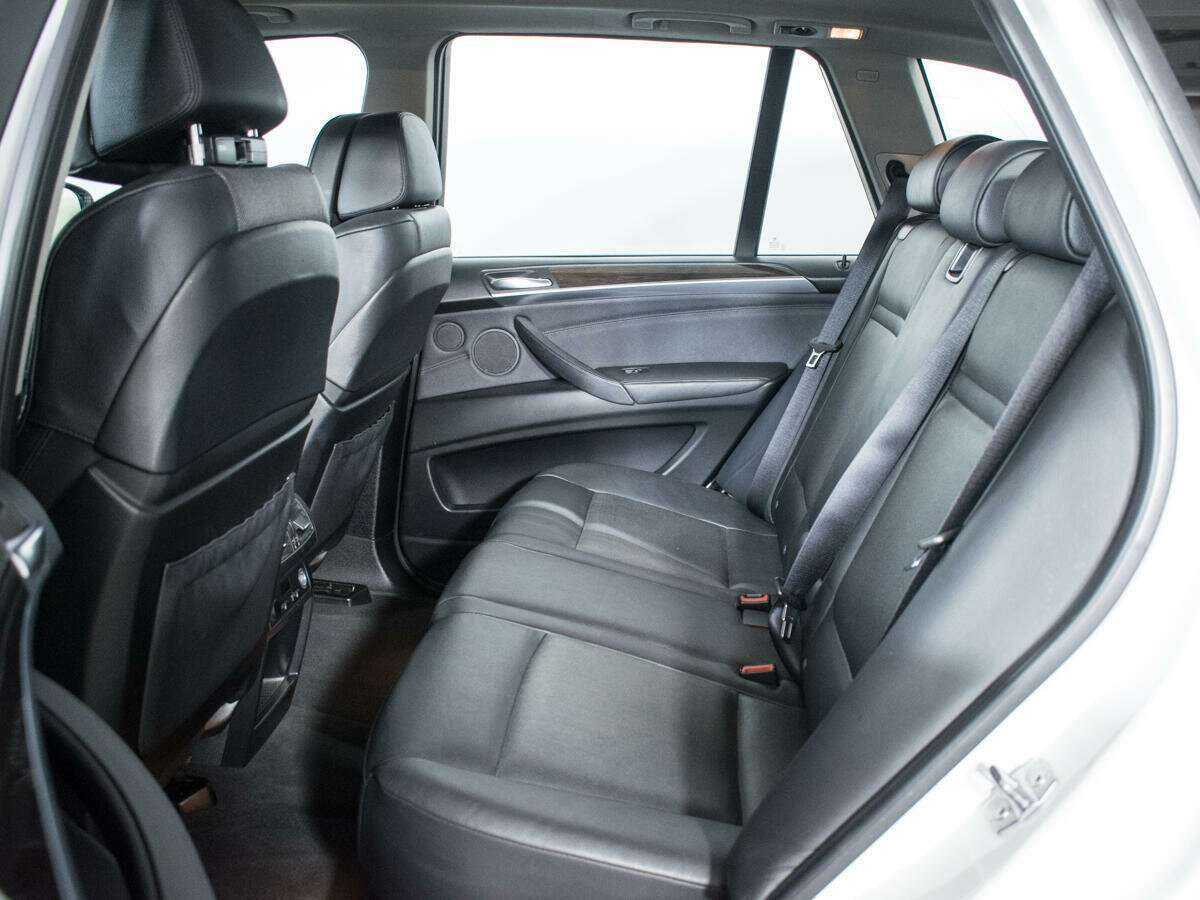 BMW X5 35i, 2013 Фото №10