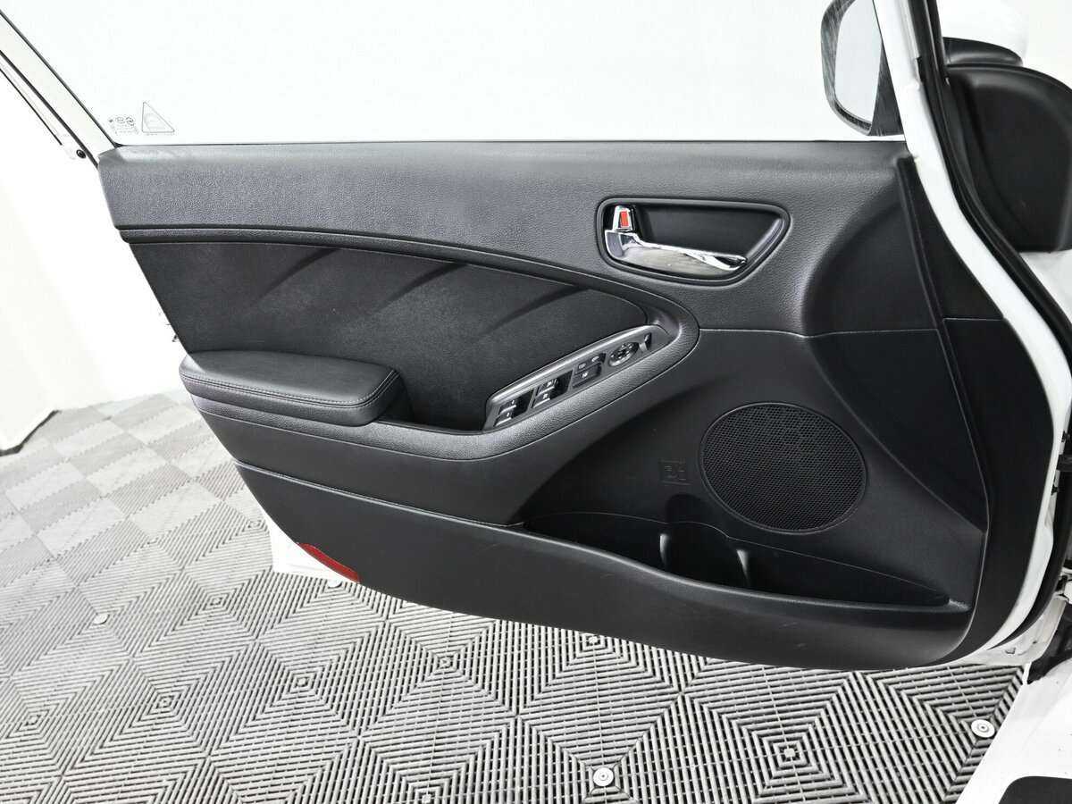 Kia Cerato, 2015 Фото №14