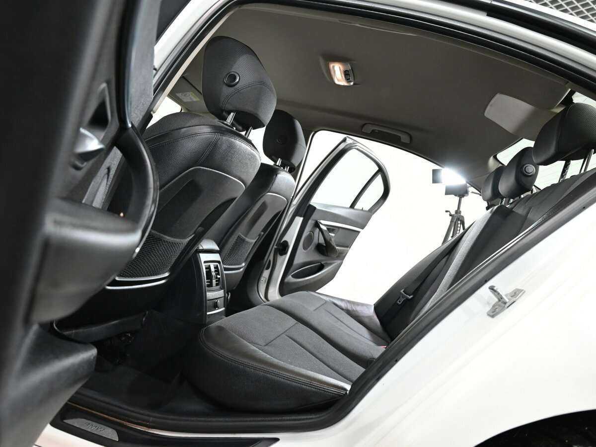 BMW 3 серии 320d xDrive, 2016 Фото №11