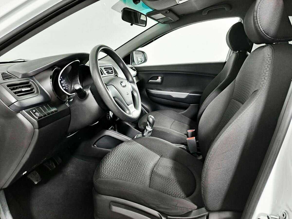 Kia Rio, 2016 Фото №14