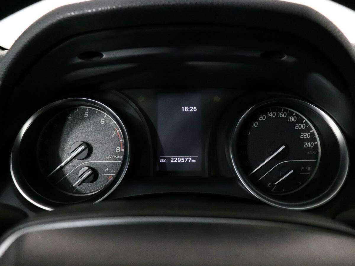 Toyota Camry, 2020 Фото №10