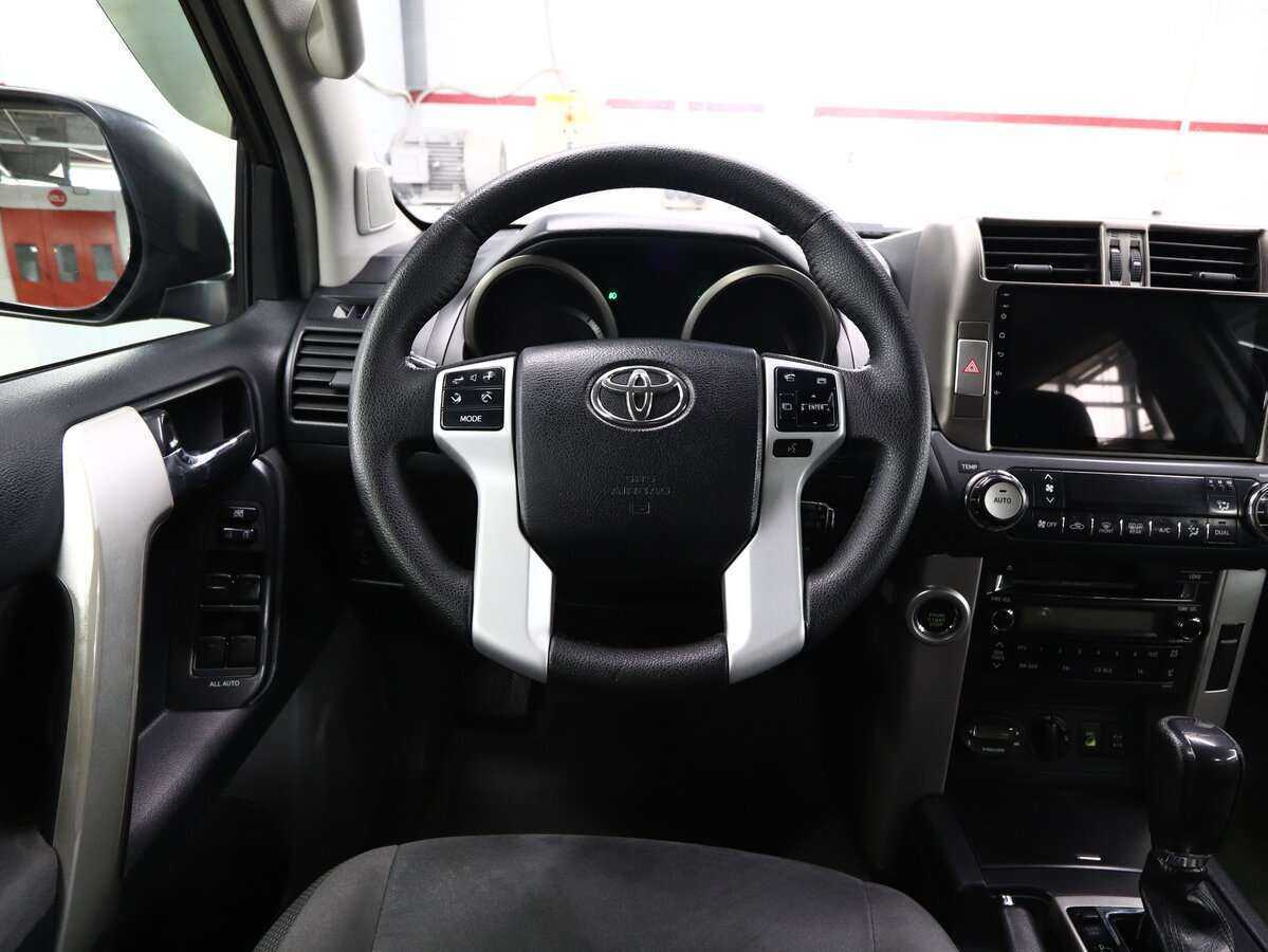 Toyota Land Cruiser Prado, 2013 Фото №11