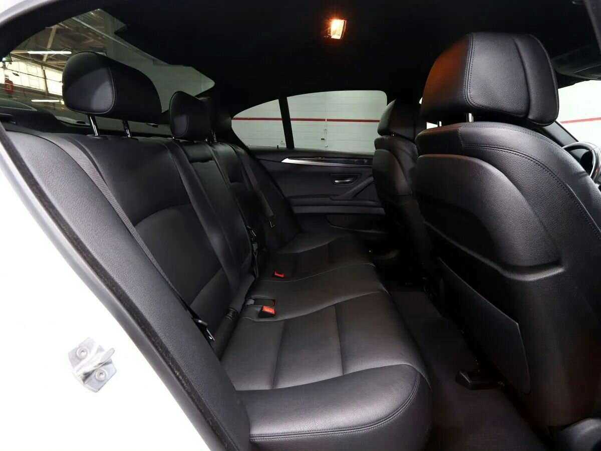 BMW 5 серии 528i xDrive, 2016 Фото №21