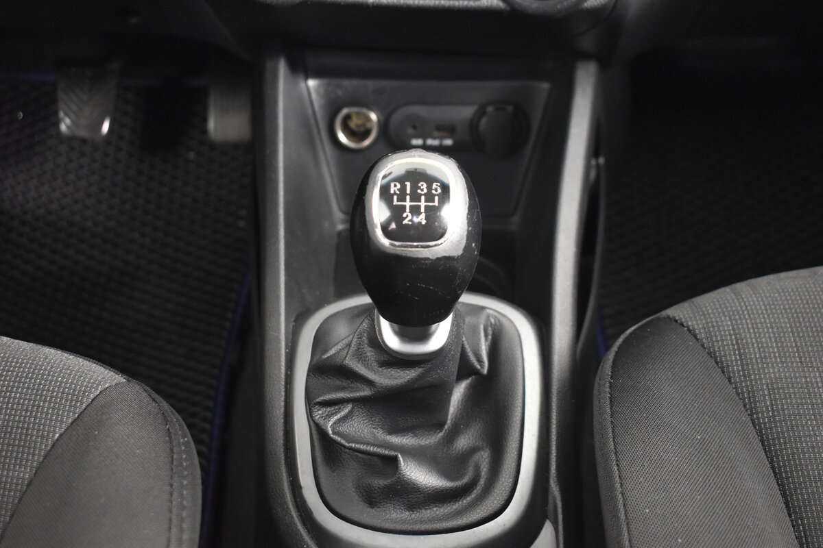 Kia Rio 5-speed, 2013 Фото №12