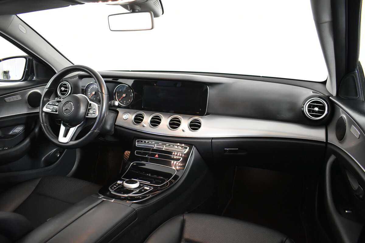 Mercedes-Benz E-Класс 200 d, 2018 Фото №12