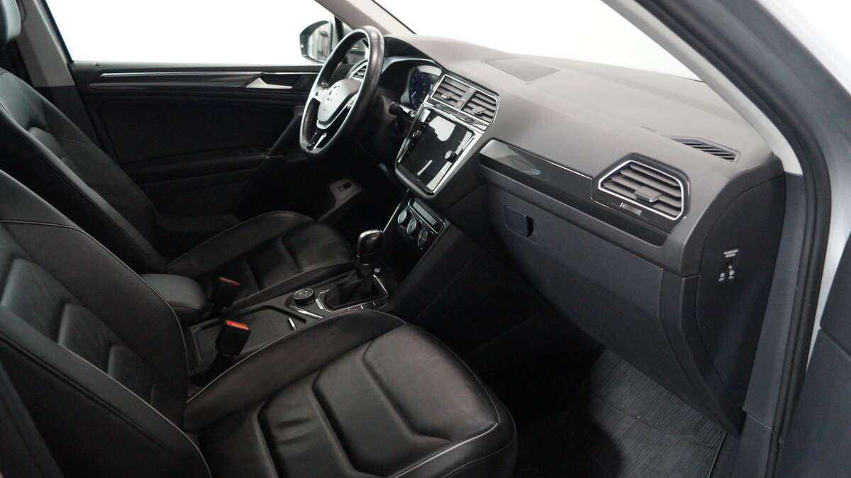 Volkswagen Tiguan, 2018 - 148 600 км. | Фото №7