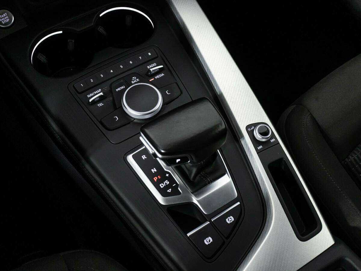 Audi A4, 2015 Фото №13