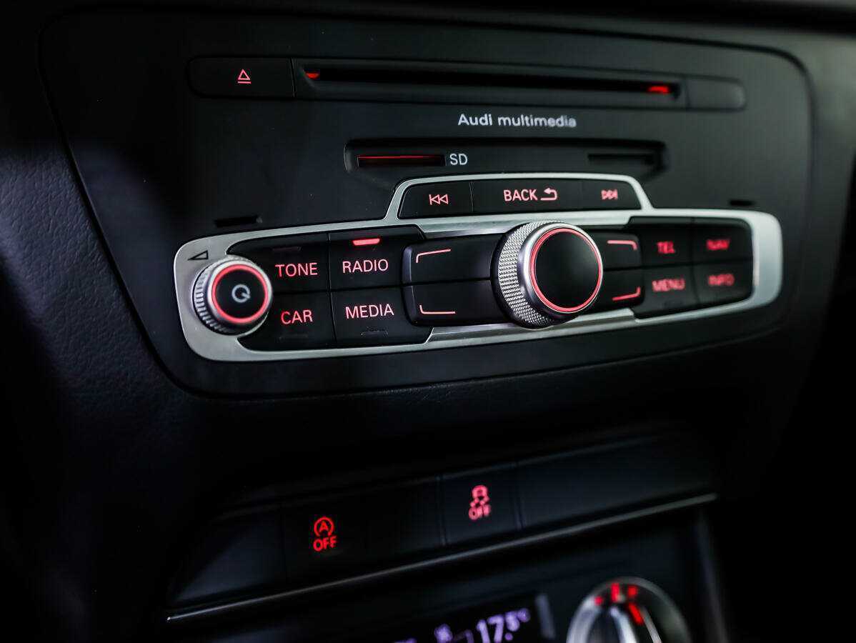 Audi Q3, 2013 Фото №14