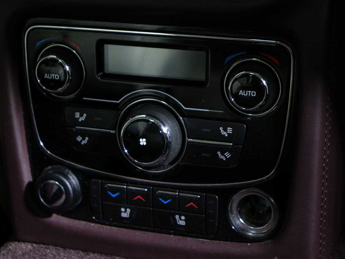 Jaguar XJ Long, 2014 Фото №17