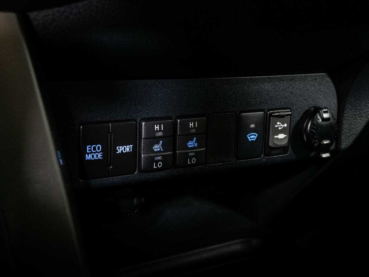 Toyota RAV4, 2016 Фото №20