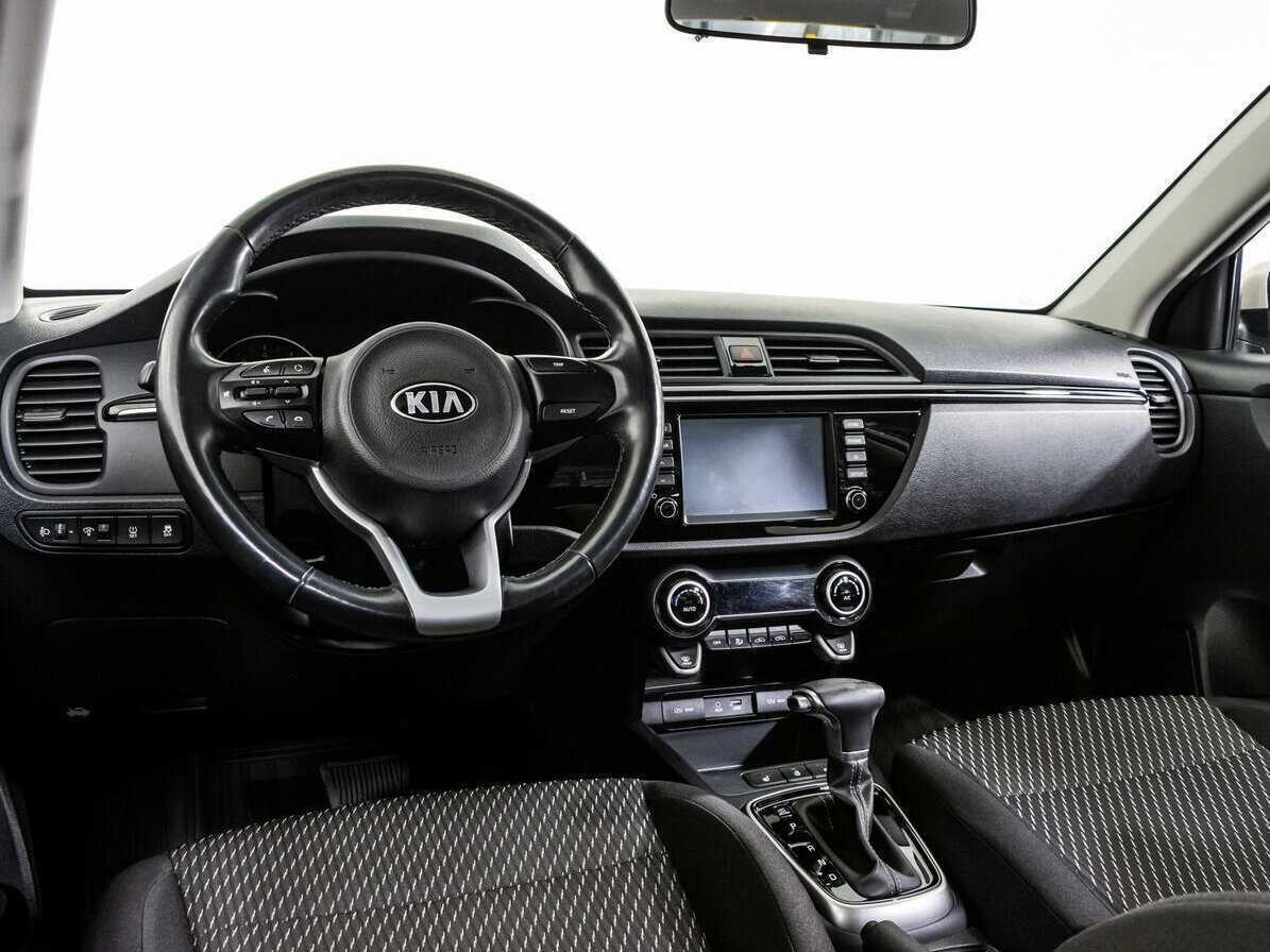 Kia Rio, 2018 Фото №11