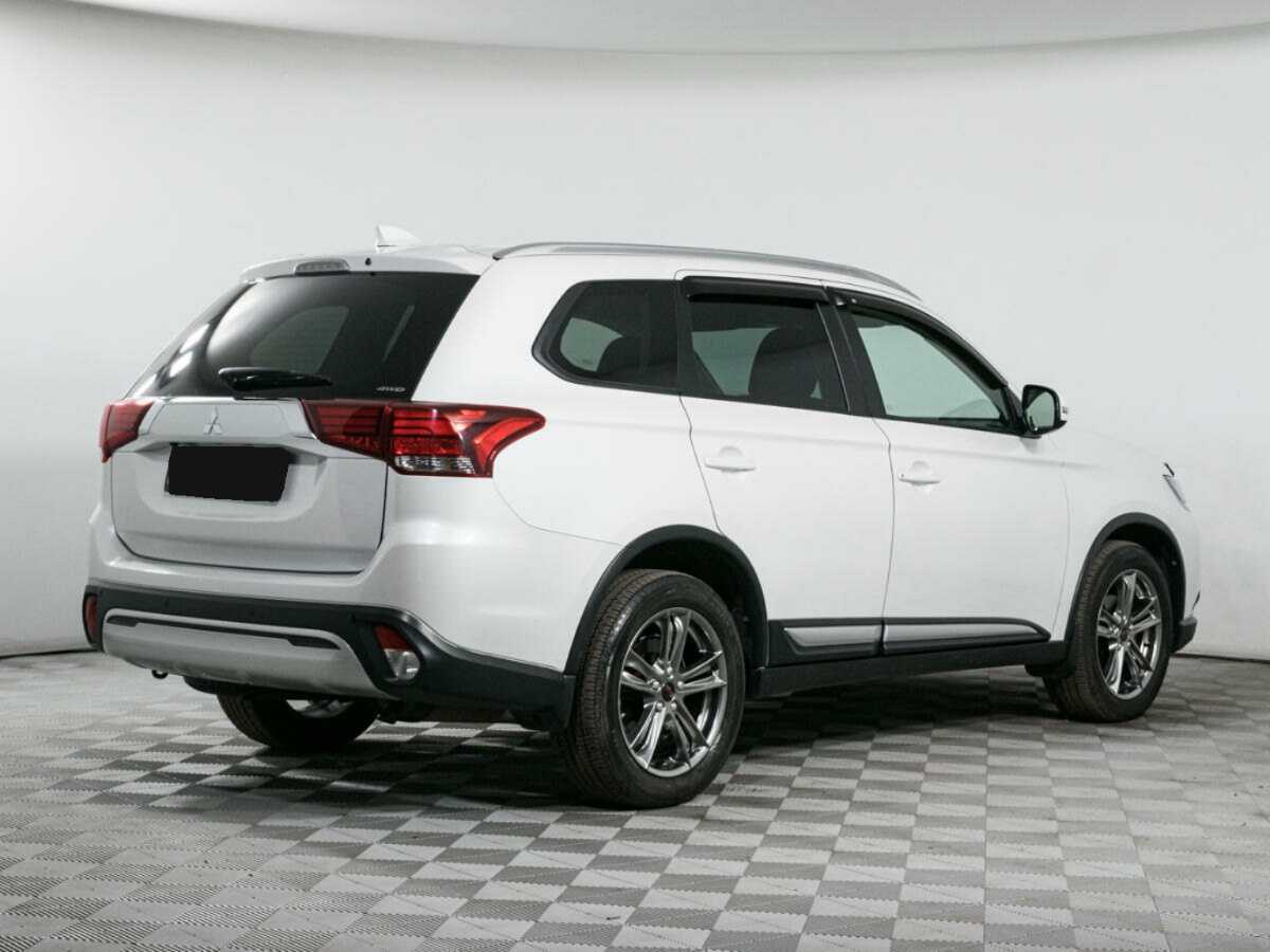 Mitsubishi Outlander, 2019 - 23 894 км. | Фото №3