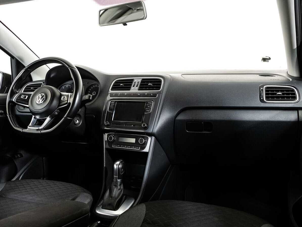 Volkswagen Polo, 2018 Фото №9