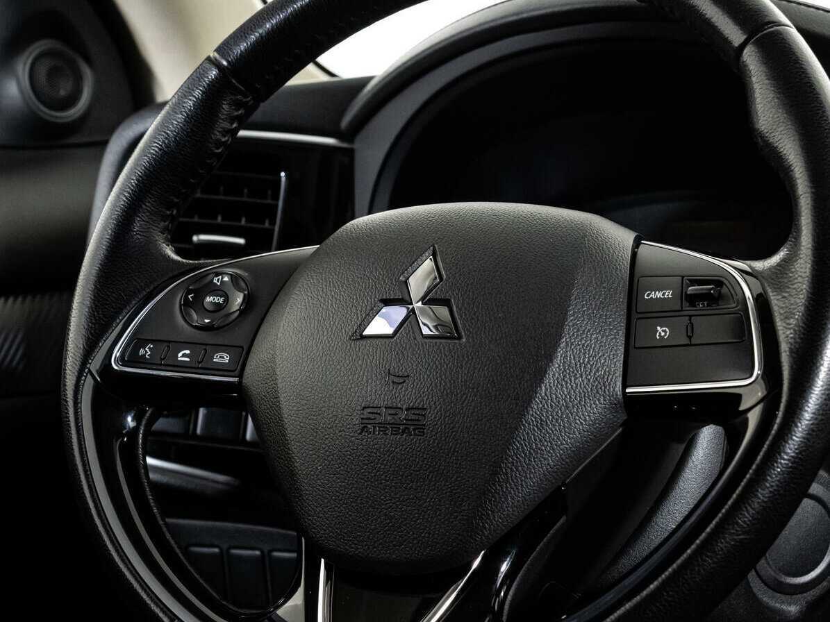 Mitsubishi Outlander, 2018 Фото №14