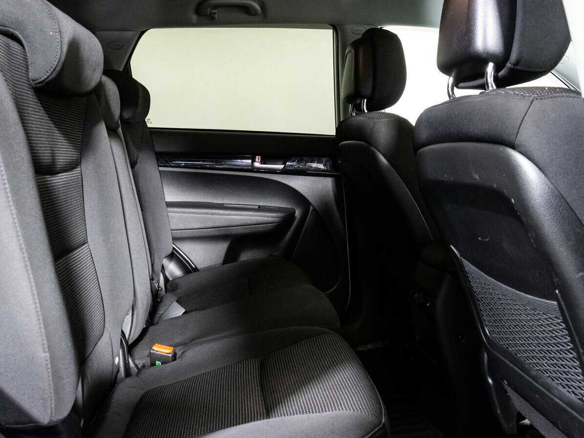 Kia Sorento, 2019 Фото №18