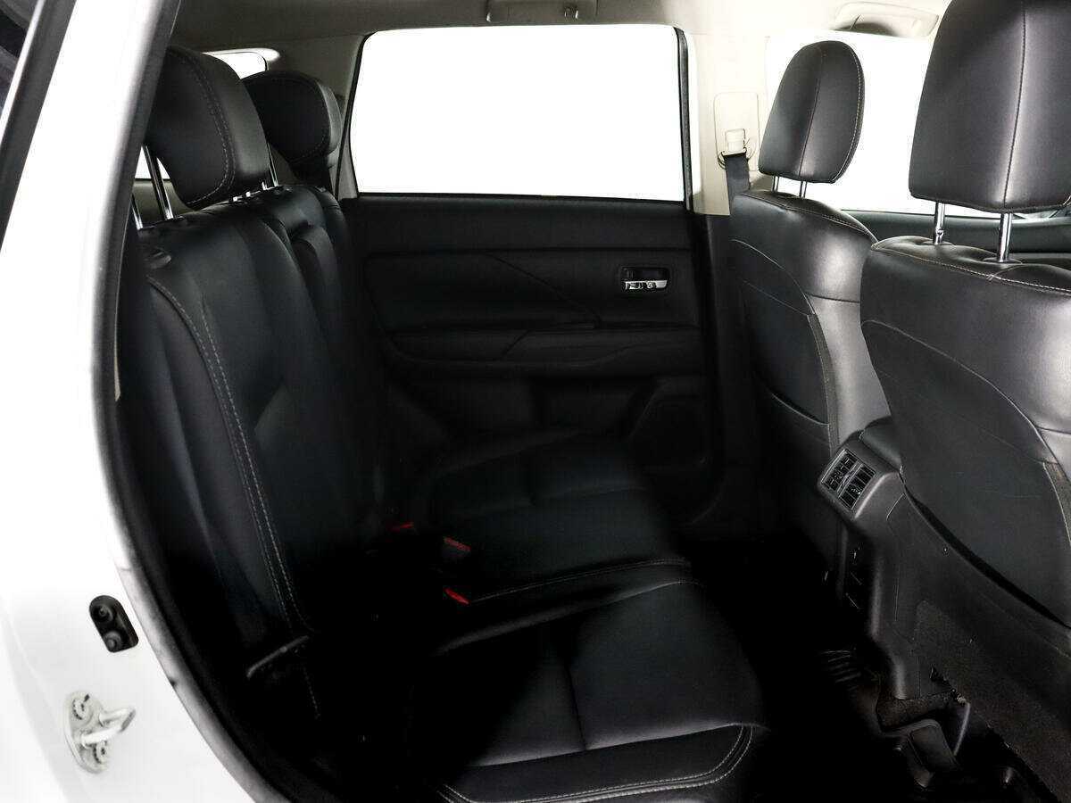 Mitsubishi Outlander, 2019 Фото №12