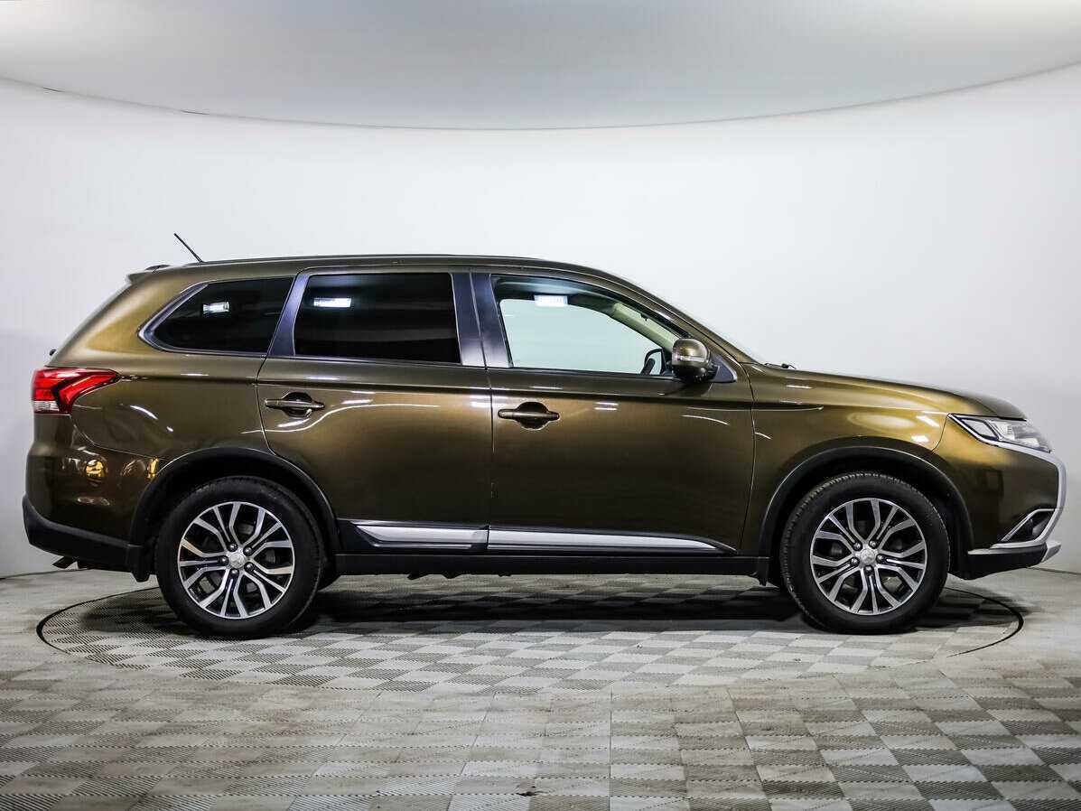 Mitsubishi Outlander, 2015 - 153 902 км. | Фото №3