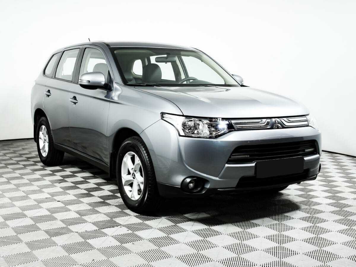 Mitsubishi Outlander, 2013 - 61 805 км. | Фото №3